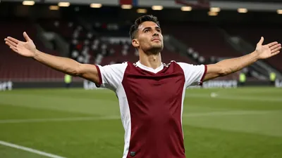 Heart of Midlothian hold third place in the Scottish Premiership, three points off the top, after the latest Edinburgh...