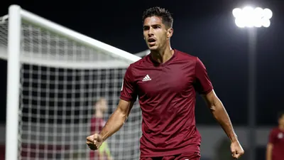 Heart of Midlothian hold Celtic to keep Scottish Premiership title race alive