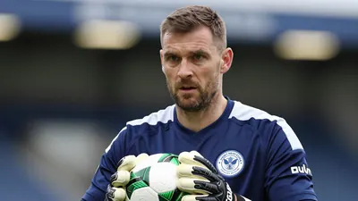 Gordon's Legacy: Heart of Midlothian Goalkeeper Announces Retirement