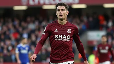 Heart of Midlothian can match a club record with a 10th straight home league win against Dundee, a side prone to...
