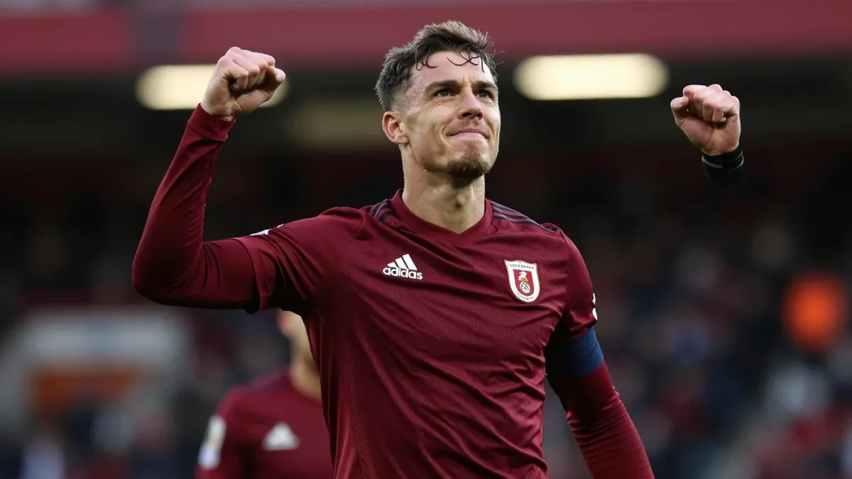 Heart of Midlothian's eight-game home winning streak and Claudio Braga's 20 goal involvements set the stage for their...